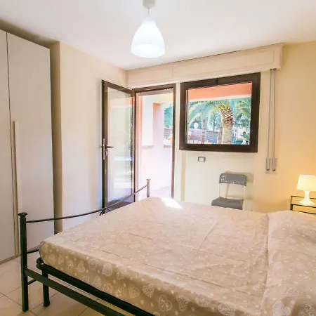 شقة Locazione Turistica Elba Palmizi.2 *